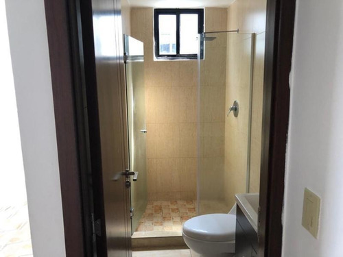 Imagen 10 de 14 de Venta De Apartamento En Ph Terrazas Del Rey 20-8034