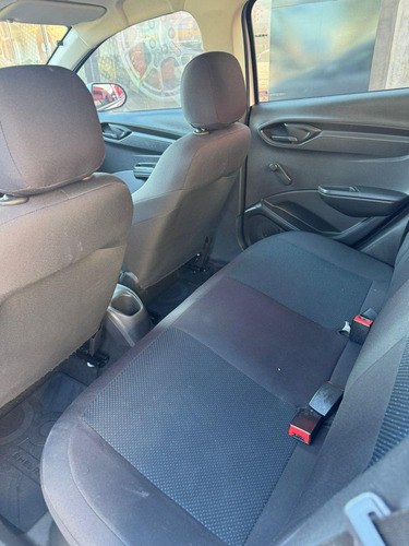 Chevrolet Onix HATCH Joy 1.0 8V Flex 5p Mec.