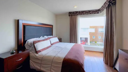 Casa En Venta En Calimaya, Con Excelente Mantenimiento.