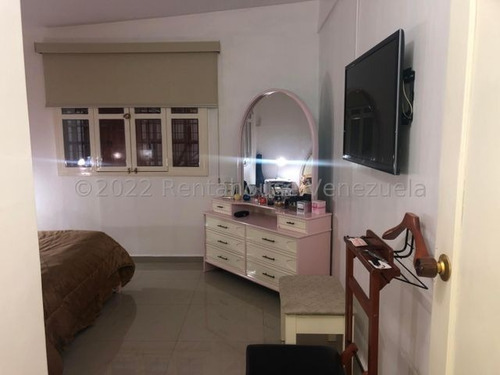 Imagen 7 de 15 de Casa Quinta En Ev. Santos Michelena. Maracay. Codigo 22-19039 Yinett A.