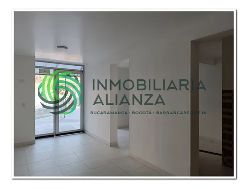 Local En Arriendo En La Feria. Cod A14192