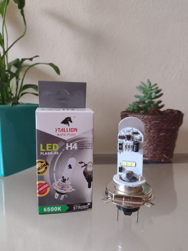 Lâmpada Farol Led H4 Com Strobo Motos Stallion