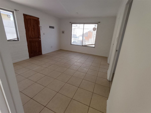 Casa En Venta De 3 Dorm. En La Serena