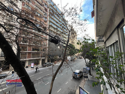 ¡venta Piso Con Balcón Y Patio, 2 Dormitorios Y Dependencia!