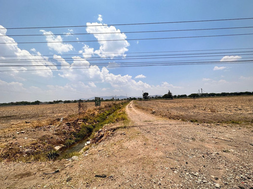 Terreno En Venta En Querétaro Con Uso De Suelo Mixto