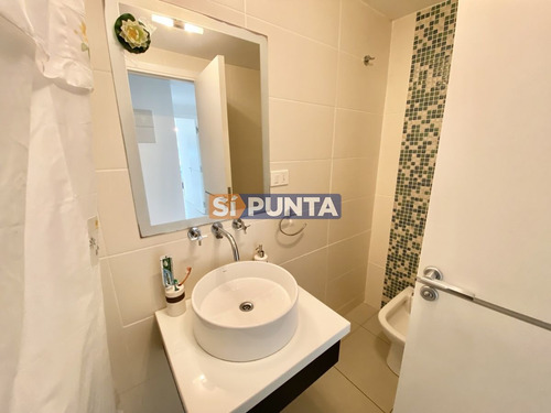 Imagen 16 de 30 de Apartamento En Alquiler Anual