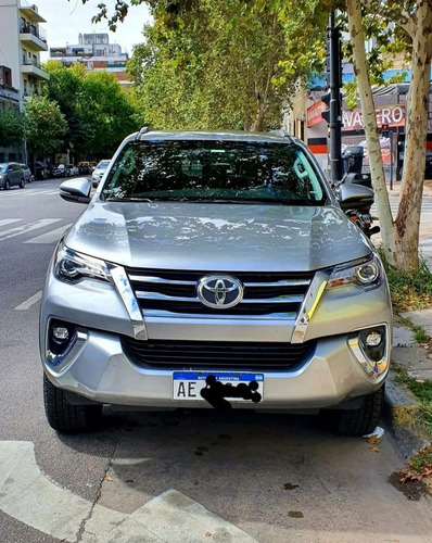 Imagen 1 de 6 de Toyota Sw4 2.8 Srx 177cv 4x4 7as At 2020