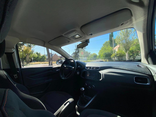 Imagen 4 de 11 de Vendo - Financio Chevrolet Onix Ltz 2015 Full