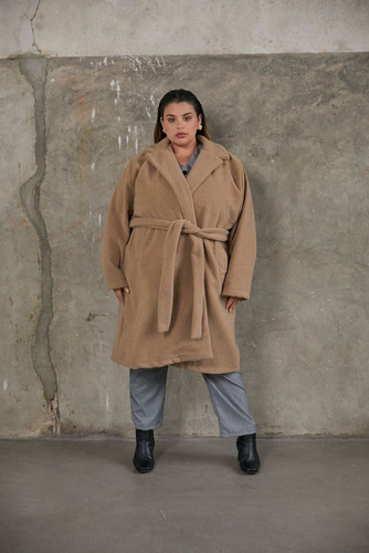 Tapado Largo Con Lazo De Paño Talle Plus Size 6 - 10 Cci