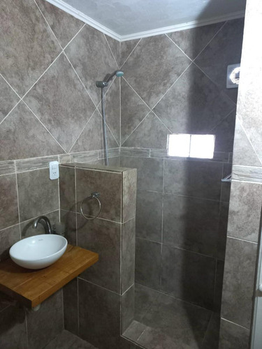 Casa En Venta - 2 Dormitorios 1 Baño - Cocheras - 504mts2 - Ayacucho