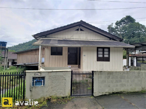 Imagem 3 de 5 de Oportunidade De Investimento !!! Terreno Com Casa . - 6003089v