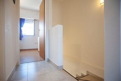 Venta Duplex 2 Dormitorios Los Hornos La Plata
