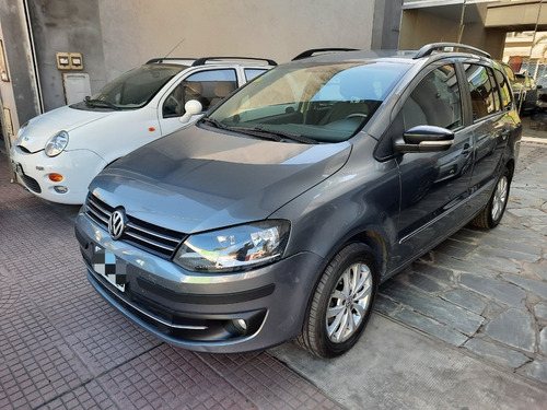 Imagen 1 de 7 de Volkswagen Suran 1.6 Highline I-motion 2013