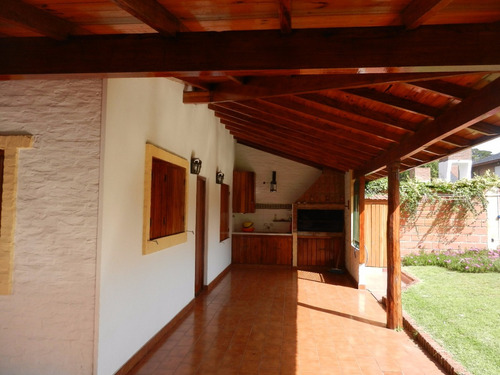 Imagen 7 de 14 de Casa / Chalet (no Duplex) Para 8 Personas La Lucila Del Mar