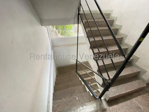 *jl/ Oportunidad De Negocio! Local En Venta. Barquisimeto Lara, Venezuela/jose Lopez/ # 25-20210 / 245 M²