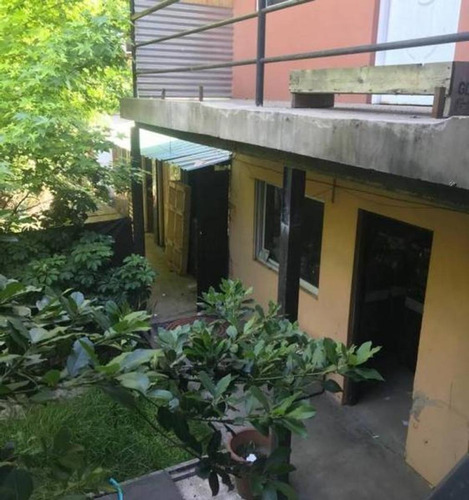 Imagen 5 de 9 de En Venta. Importante Propiedad Con Departamentos Y Locales.