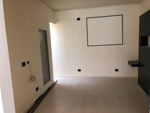 Imagen 15 de 18 de Alquiler Ph Tipo Departamento 2 Ambientes En Ituzaingo Norte Sin Expensas