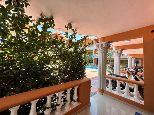 Apartamento En Reventa A Pasos De Playa Bávaro, Paraíso De Punta Cana
