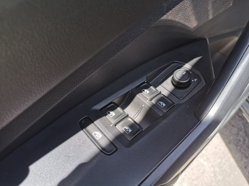 Imagen 2 de 14 de Volkswagen Jetta Comfortline 6776