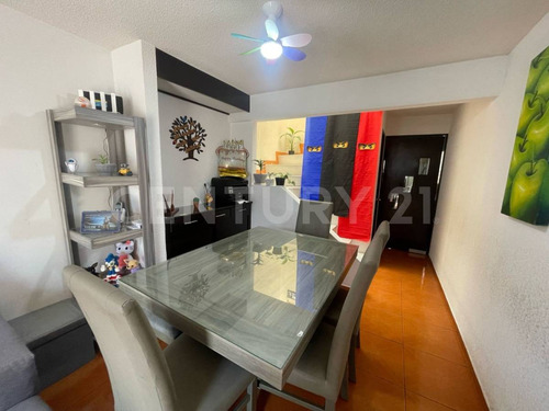 Casa En Venta 1a Sección, En Privada, En Héroes De Puebla, Puebla