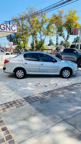 Peugeot 207 1.4 Sedan Xs