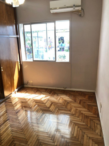 Imagen 6 de 8 de Venta Depto 2 Amb. Balvanera Excelente Estado!