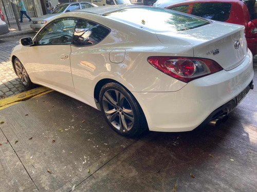 Hyundai Genesis 2.0 Coupe T 210cv Mt 2012