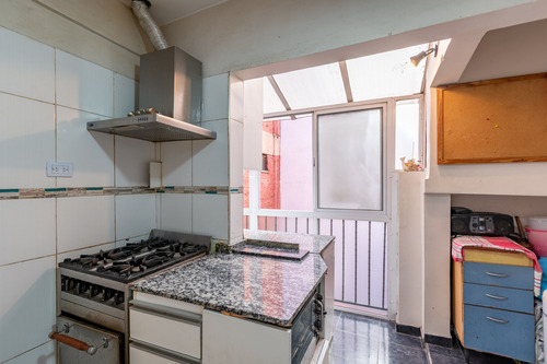 Venta Departamento 3 Ambientes Con Balcón Y Vista Abierta En San Cristóbal