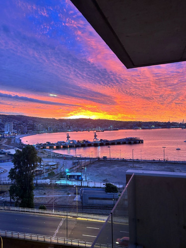 Dp. Estudio Amoblado Con Hermosa Vista En Mirador Barón