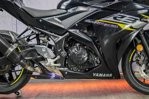 Yamaha R3 2015