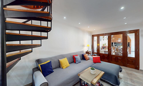 Casa En Venta: De Las Violetas - Ciudad Jardín