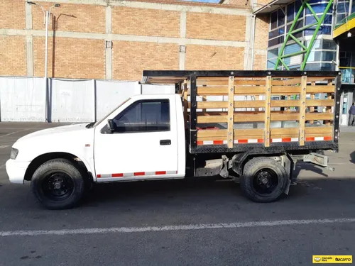 Chevrolet Luv Tfr Lwb 2.5cc Mt 4x2