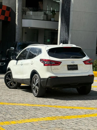Nissan Qashqai Advance Tp 2000cc 4x2 2ab Abs 2019