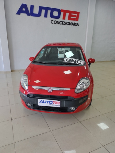 Imagen 13 de 22 de Fiat Punto 2014 1.4 Attractive Pack Top Con Gnc