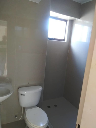Imagen 11 de 13 de Apartamento En Valencia, Urb. La Trigaleña
