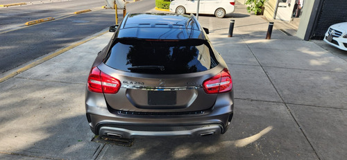 Mercedes-Benz Clase GLA 2.0 250 Cgi Sport Con Techo At