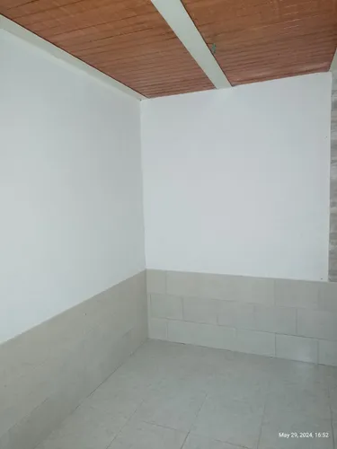 Oportunidad De Inversión Casa Construida Con Media Plancha Para Segundo Piso