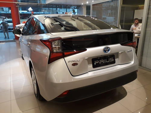 Toyota Prius Cvt 1.8