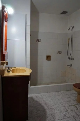 Imagen 7 de 8 de Casa Excelente Ubicación