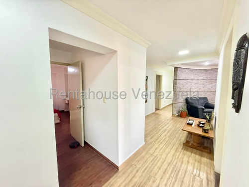 Bello Apartamento En Venta El Rosal Amc