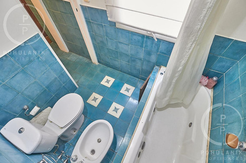Venta Excelente Ph Con Terraza, Almagro