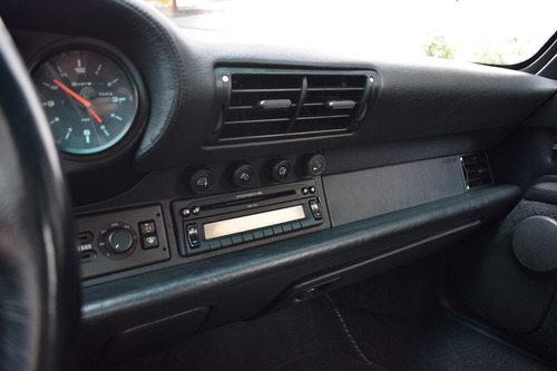 Porsche 911 3.4 Carrera 2 Coupe 1995