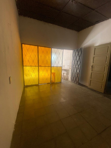 Casa En Venta A Restaurar, Colon 1846