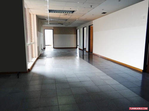 Imagen 2 de 12 de Oficina En Alquiler El Rosal