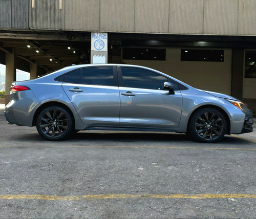 Toyota Corolla Se 2.0