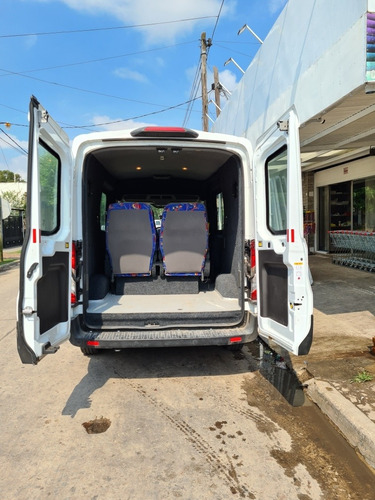 Ford Transit 2.2 Furgon Mediano 350m 2020