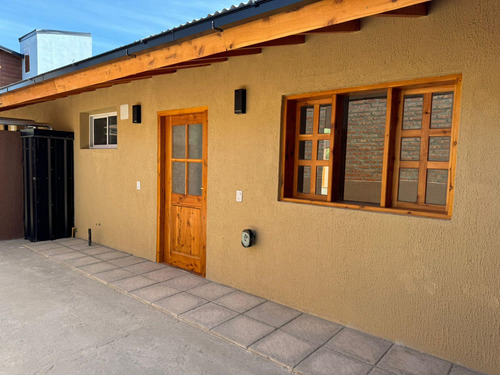 Casa En Barrio Anden, El Bolsón.