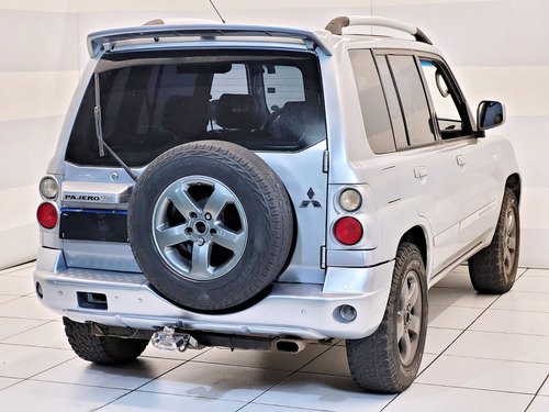 Mitsubishi Pajero TR4 2.0 4X4 16V 140CV FLEX 4P AUTOMÁTICO