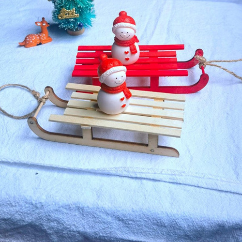 4 X 1/12 Escala Casa De Muñecas Decoración Trineo De Rojo