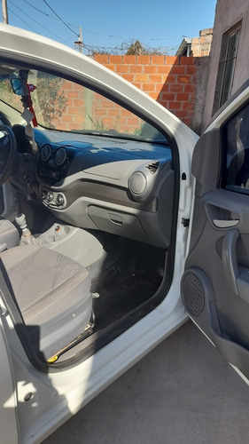 Fiat Palio 1.4 Attractive 85cv